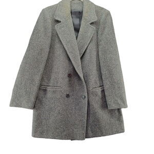 VNTG ILGWU Womens Coat Multi-Color Size Measures 39 100% Wool Two Button Pockets